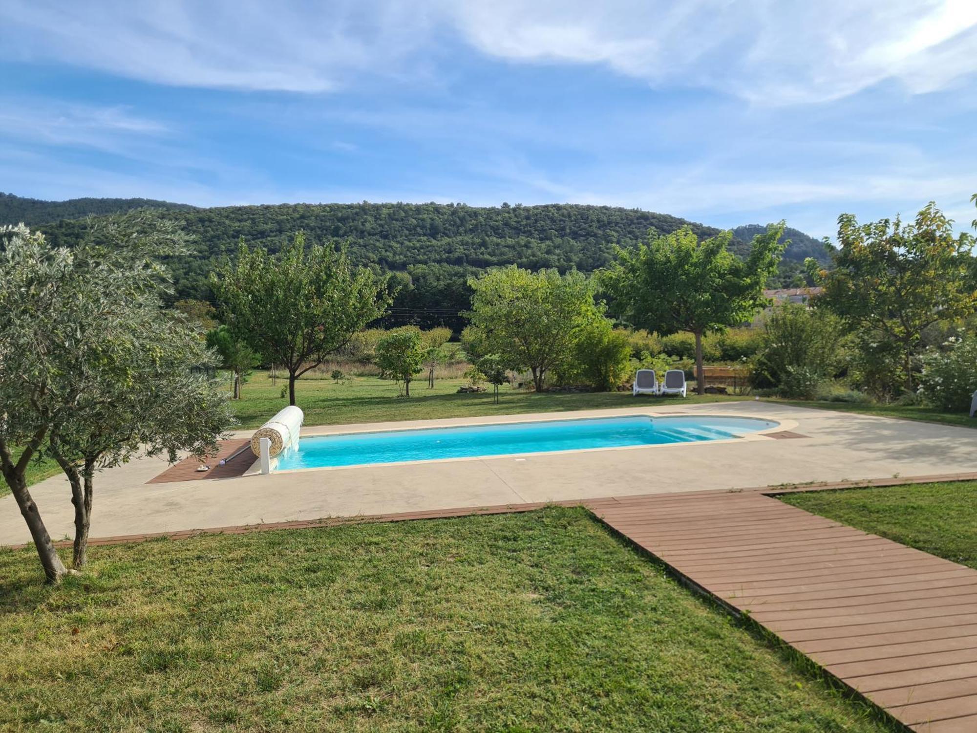 Le Petit Ventoux Hotel Malaucène Стая снимка